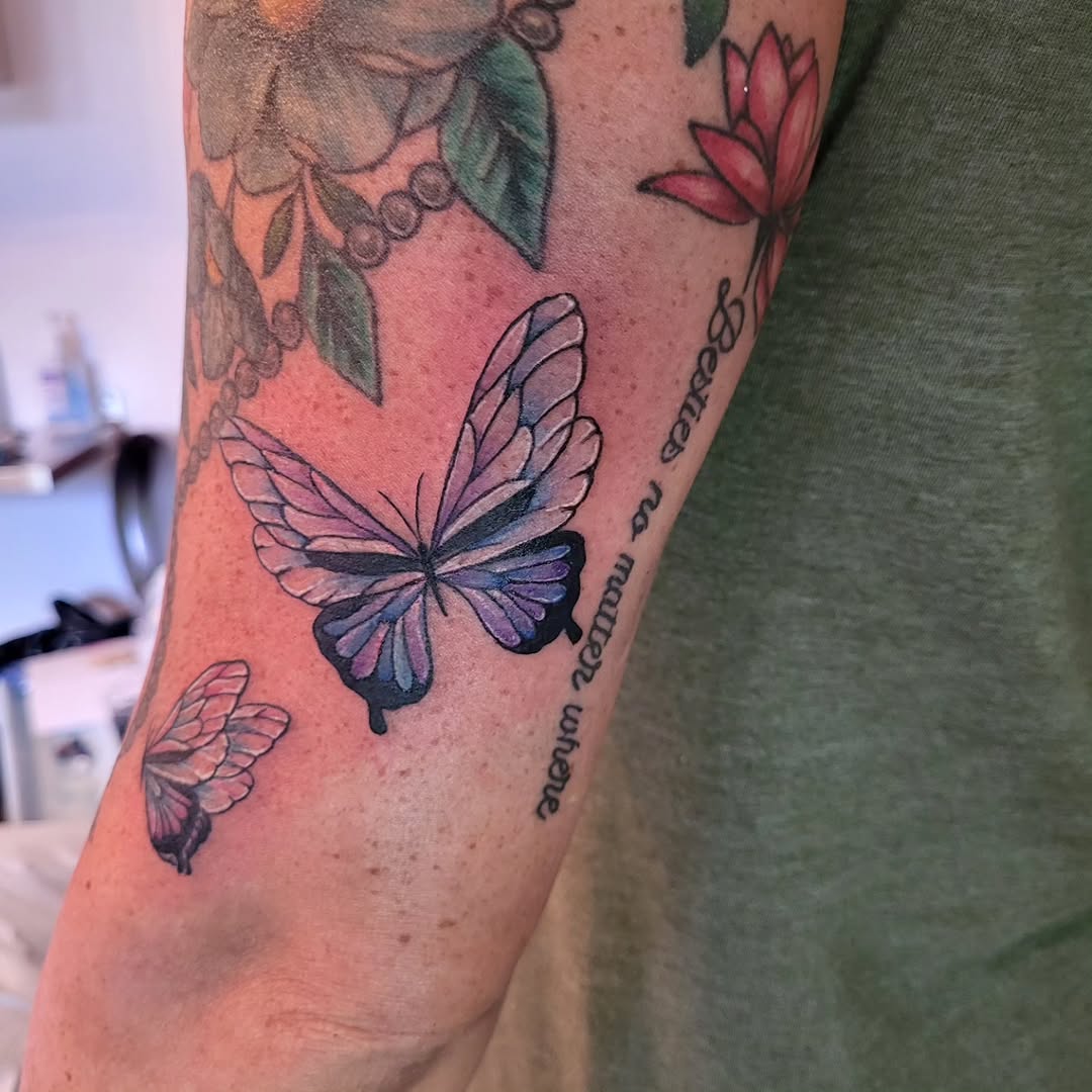 Tattoo by @ele_tattoos — fine_line, realism