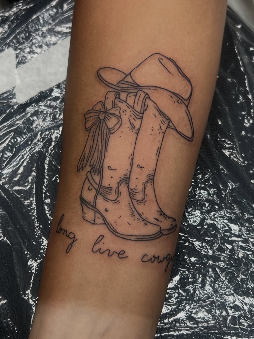Tattoo by @oliviasuzannetattoos โ fine_line, lettering_script