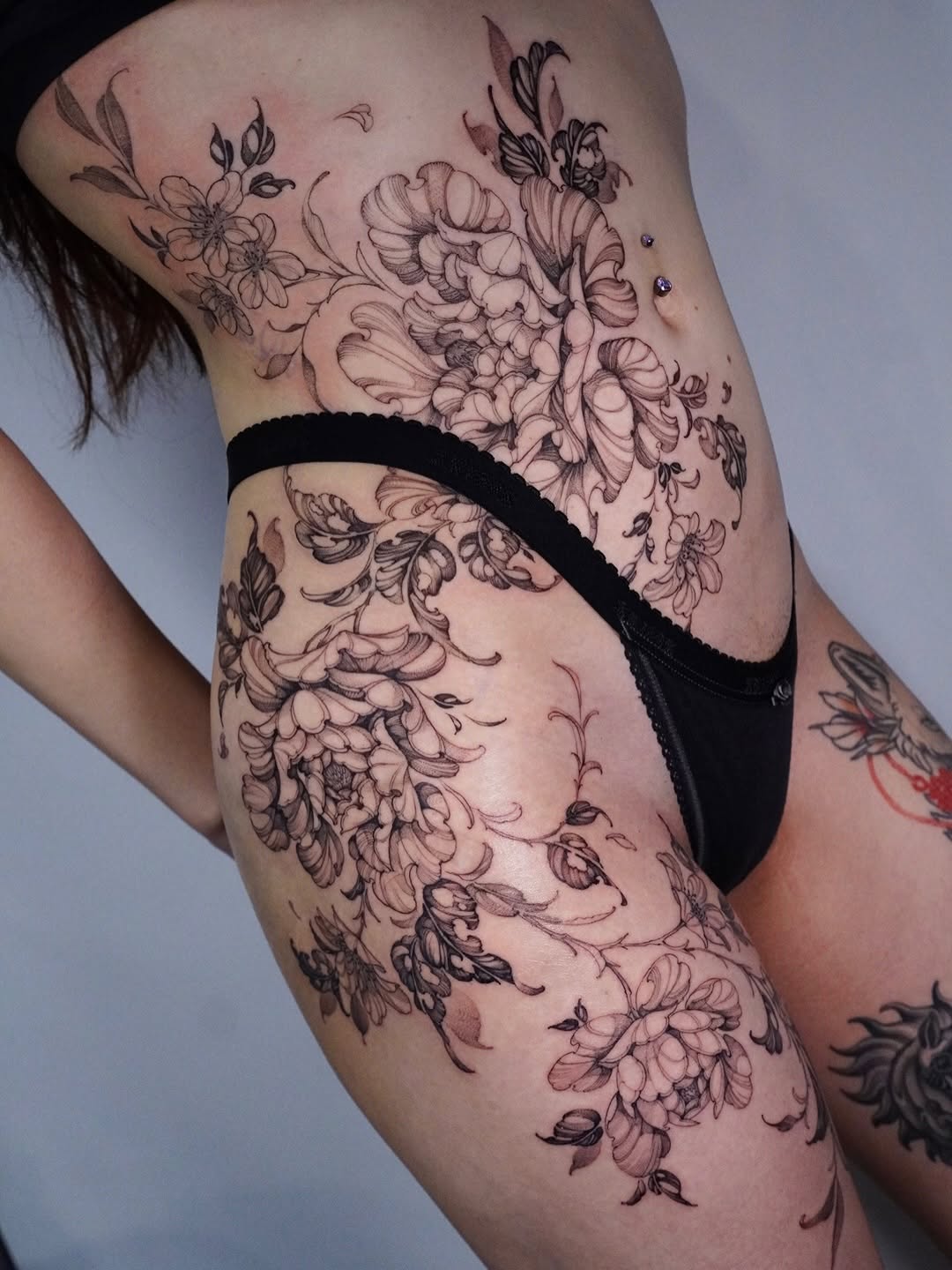 Tattoo by @huynhle_tattoo — black_and_grey
