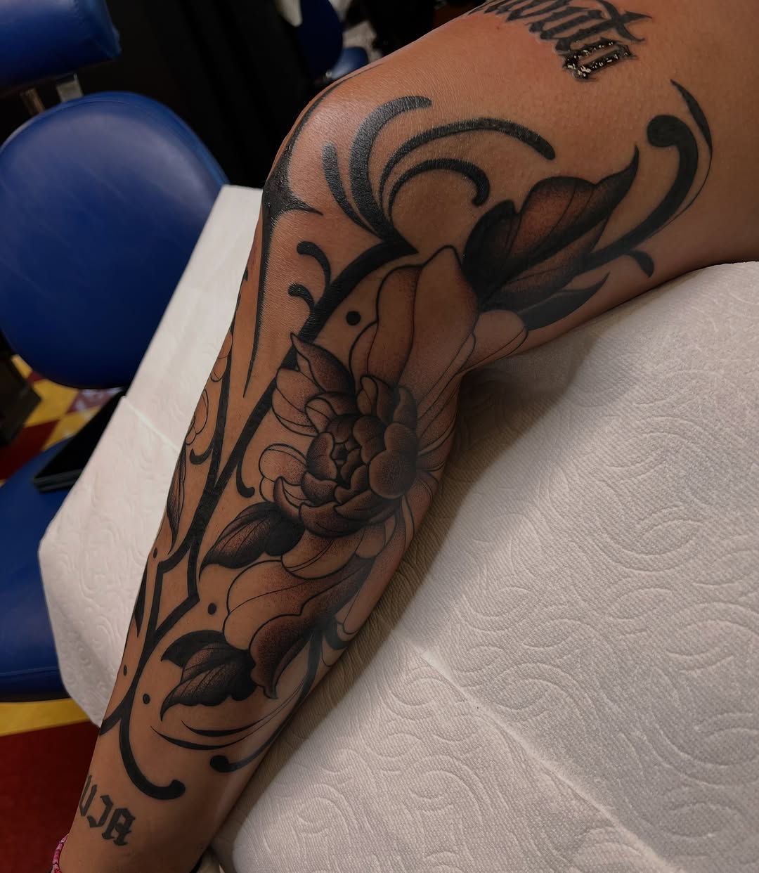 Tattoo by @molliecooltattoos — japanese_irezumi, black_and_grey