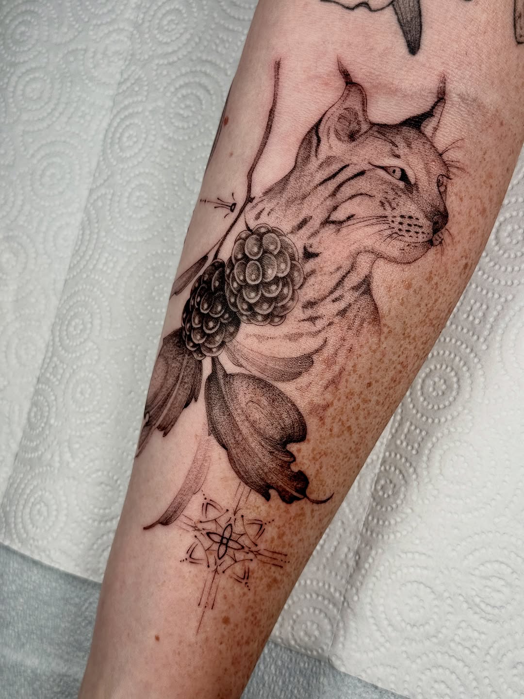 Tattoo by @mollymurrayink — realism, black_and_grey