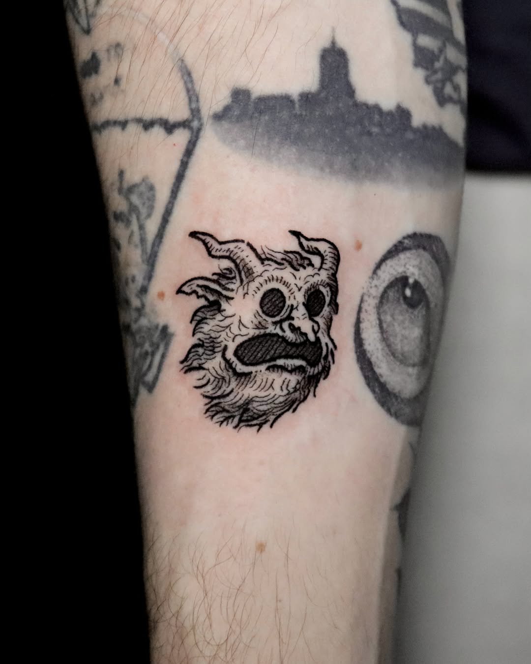 Tattoo by @gmmck_tattoo — blackwork, illustrative