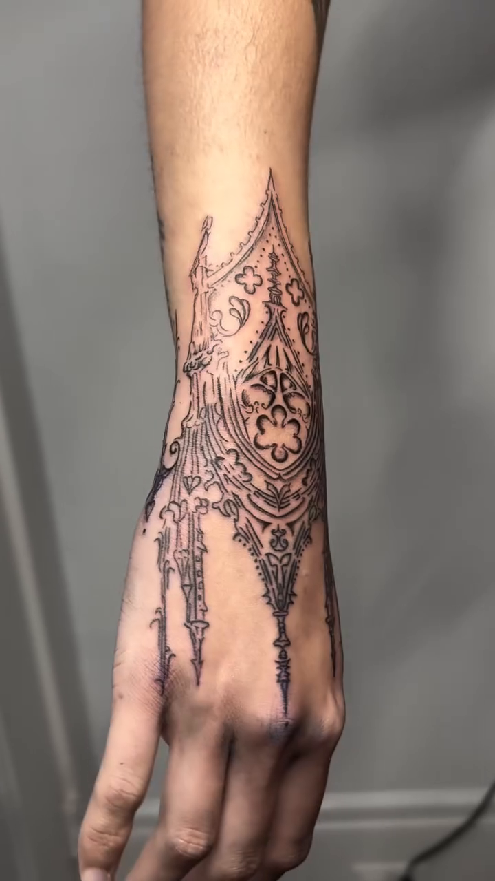 Tattoo by @tattedbylisa โ ornamental, fine_line