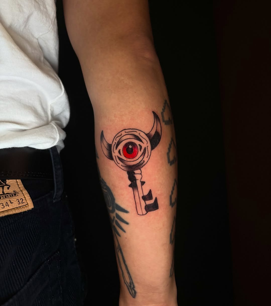 Tattoo by @cassidyinks — new_school