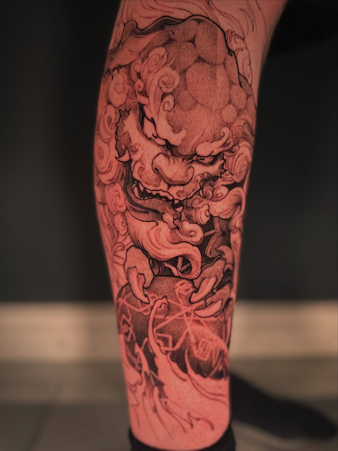 Tattoo by @loganartstudio โ japanese_irezumi