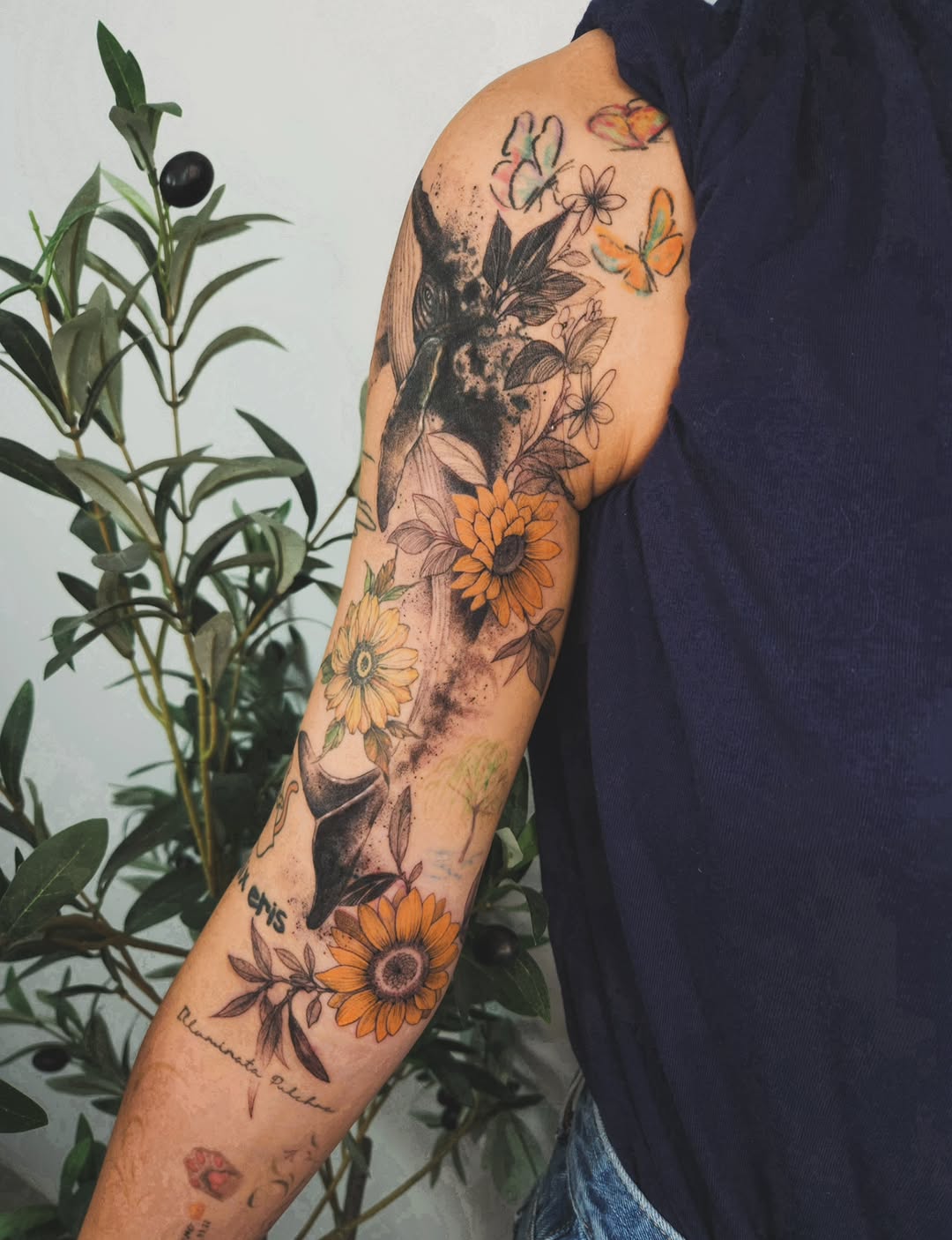 Tattoo by @woo.too β realism, trash_polka