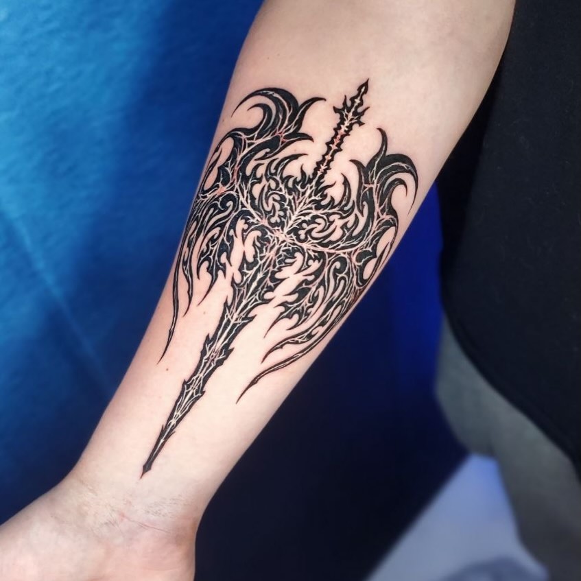 Tattoo by @lunchbox_ink — blackwork