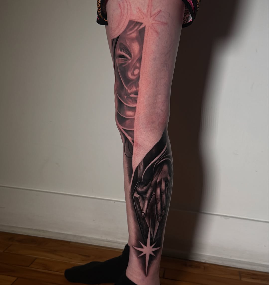 Tattoo by @osotatz โ black_and_grey, realism