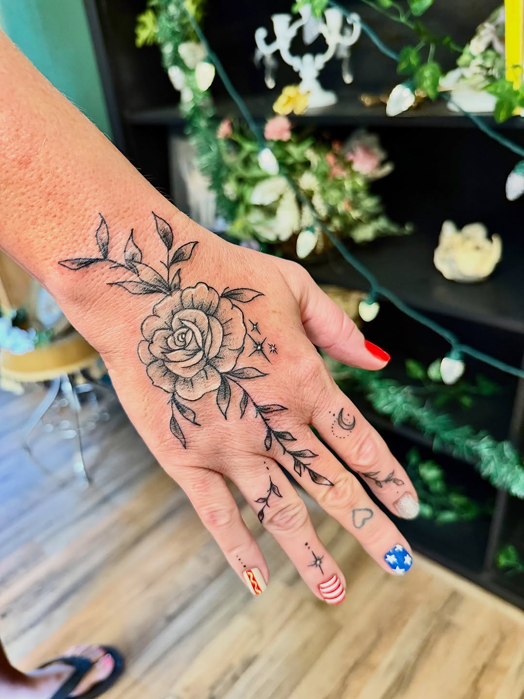 Tattoo by @honeyrosetattoo — fine_line