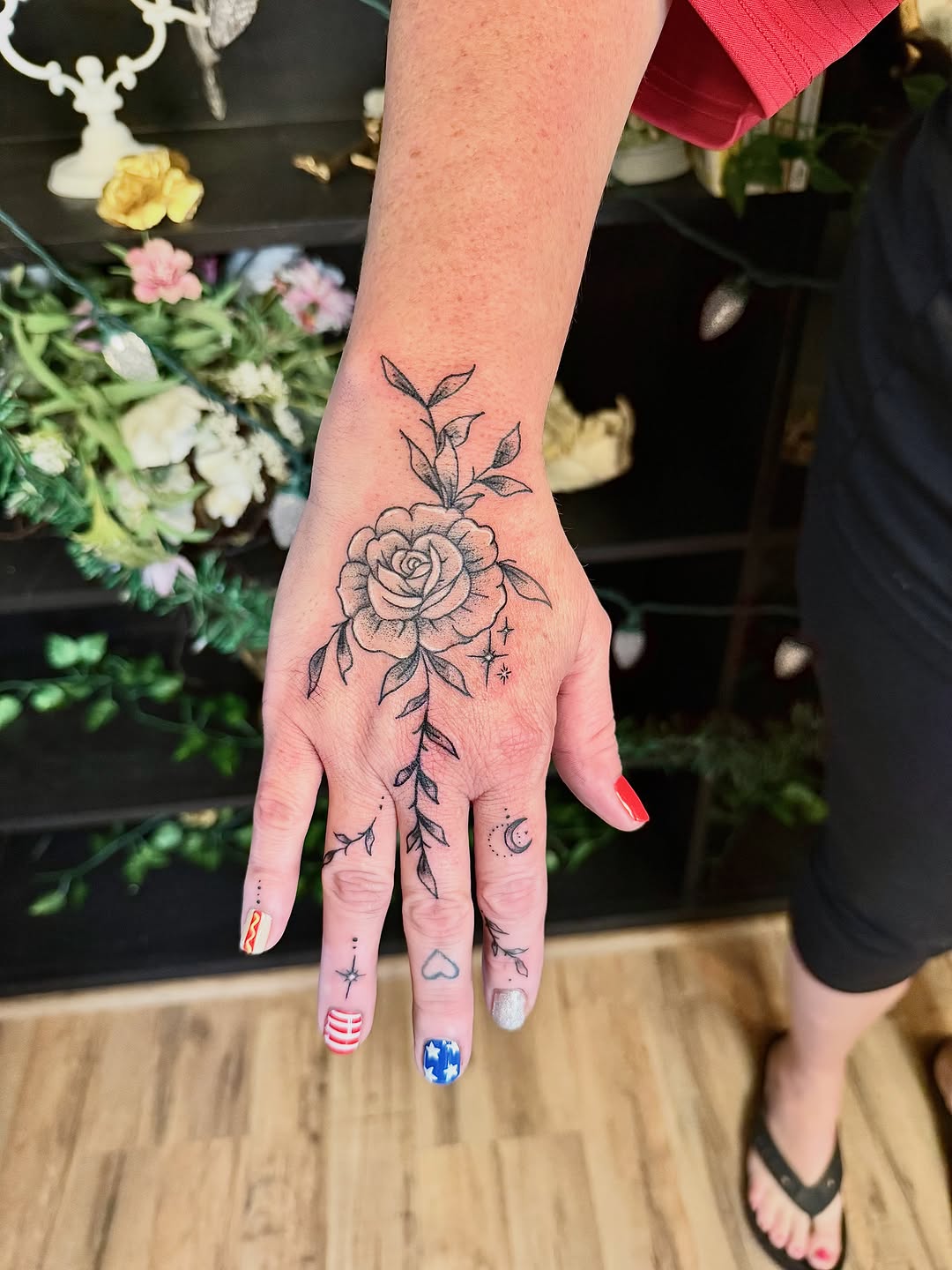 Tattoo by @honeyrosetattoo — fine_line