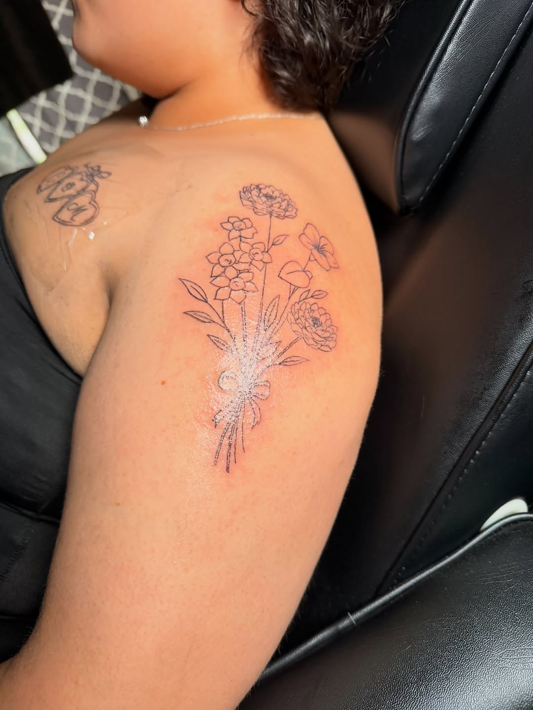 Tattoo by @bloodline__legacy โ fine_line
