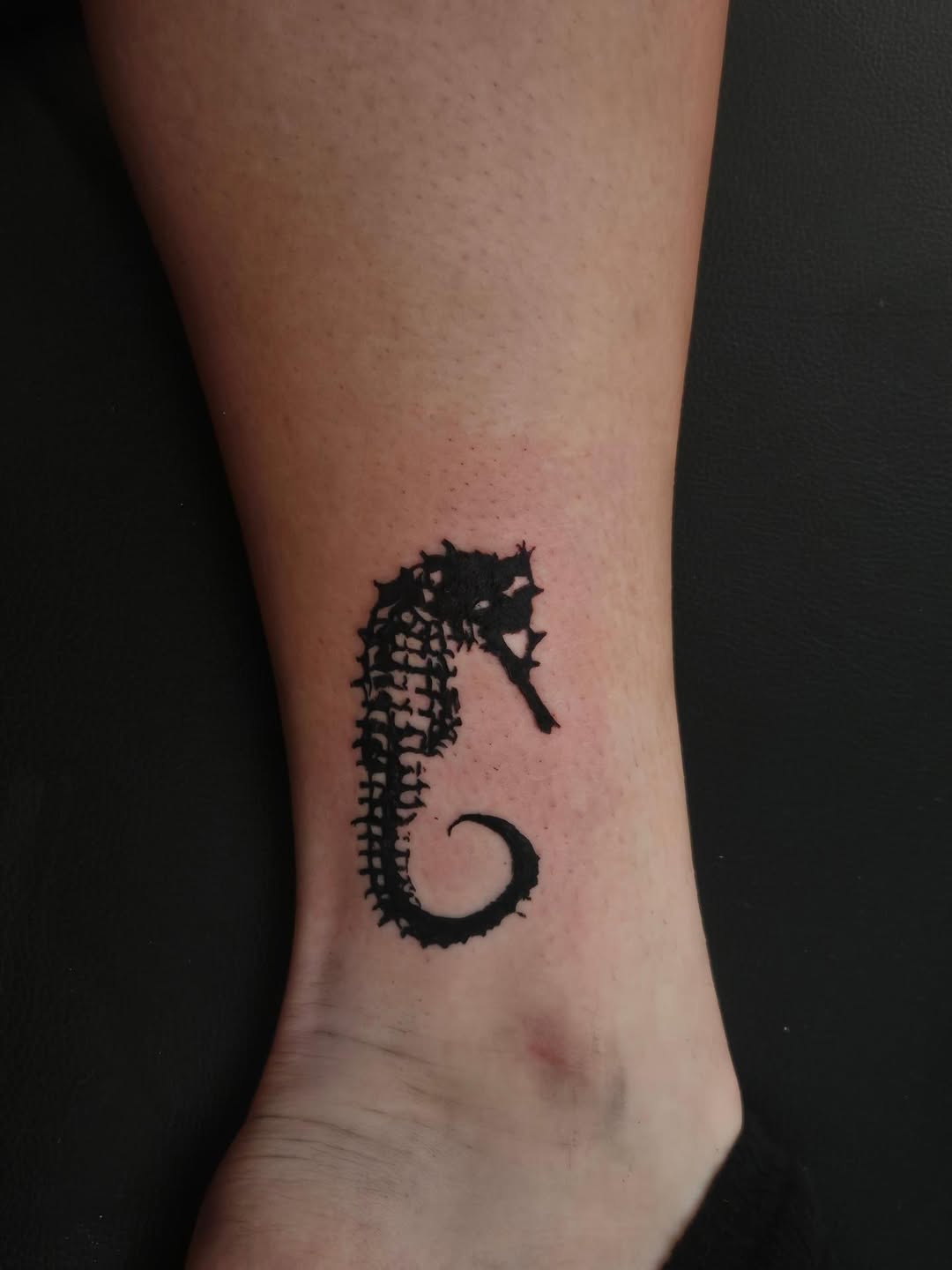 Tattoo by @bugpin7rl โ blackwork