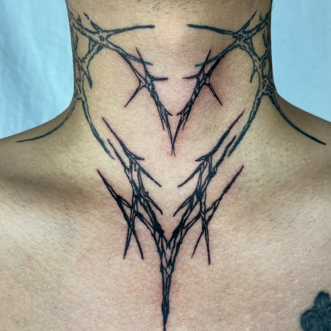 Tattoo by @pls_tnx โ blackwork