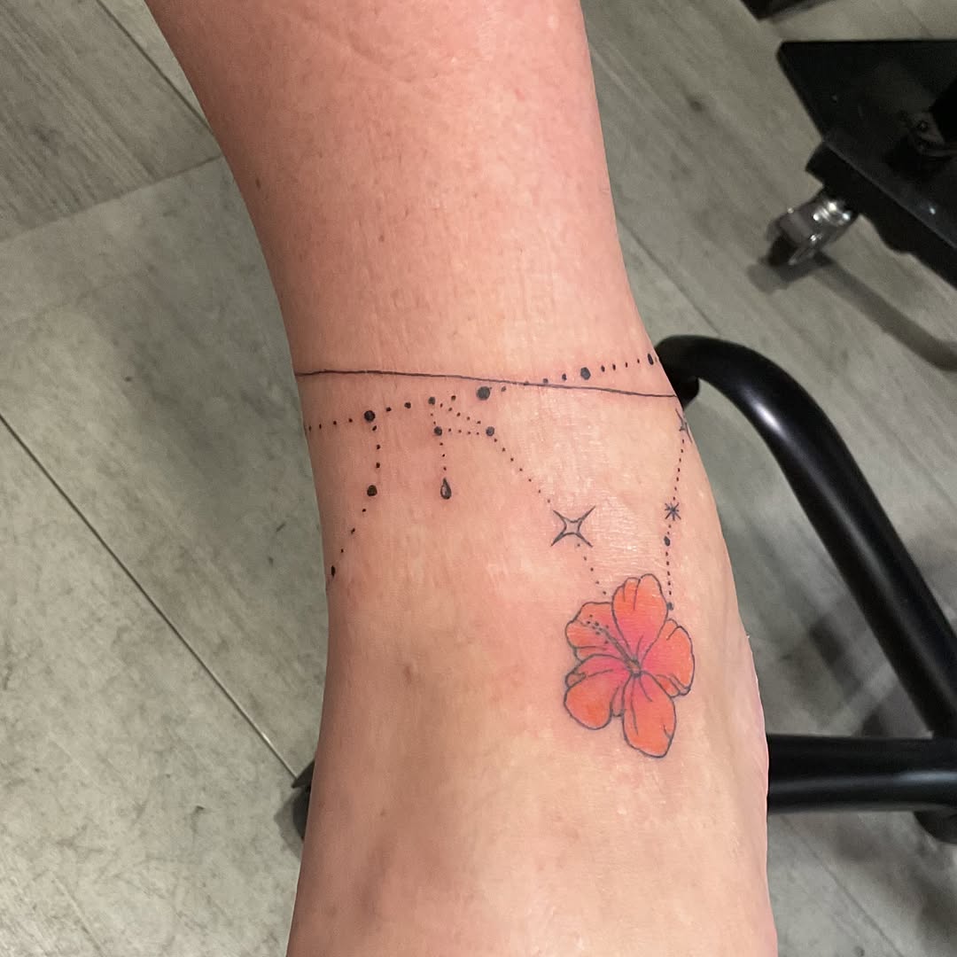 Tattoo by @_stabbygabby โ fine_line, watercolor