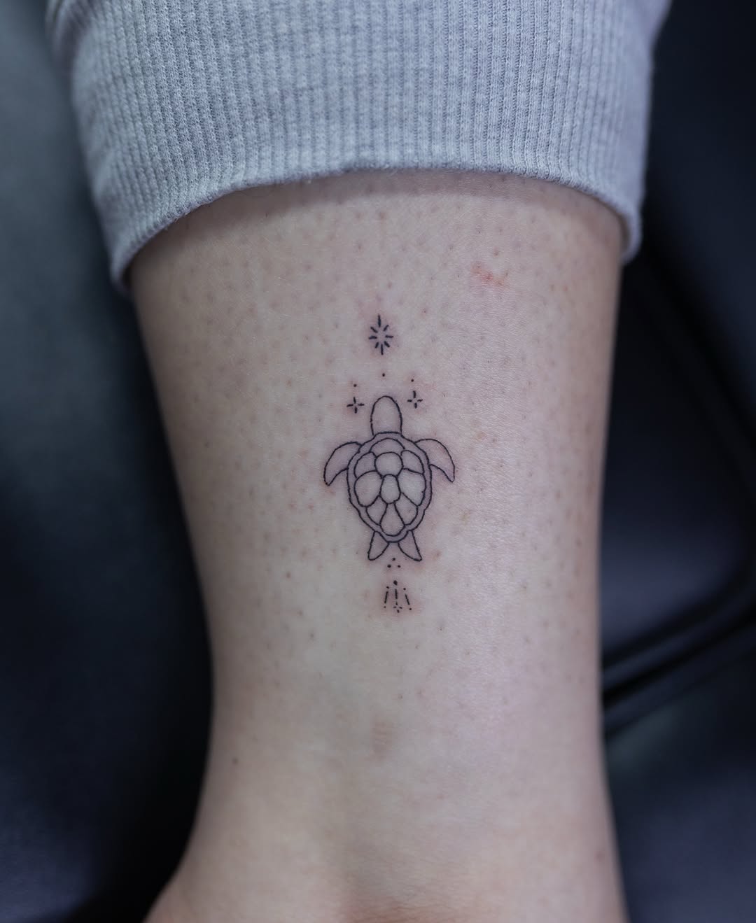 Tattoo by @dirtdollink — fine_line, minimalist