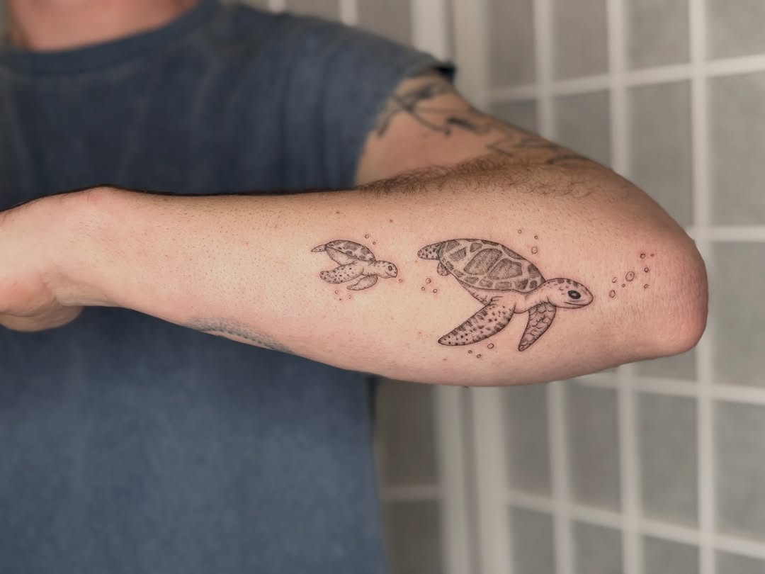 Tattoo by @dottedbydama — fine_line