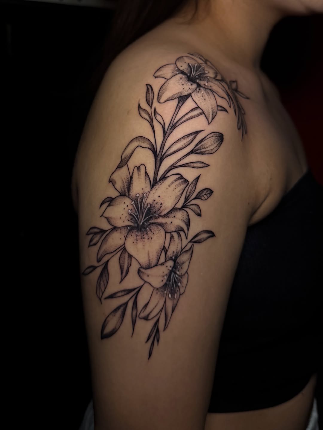 Tattoo by @rdz.ink β fine_line, dotwork
