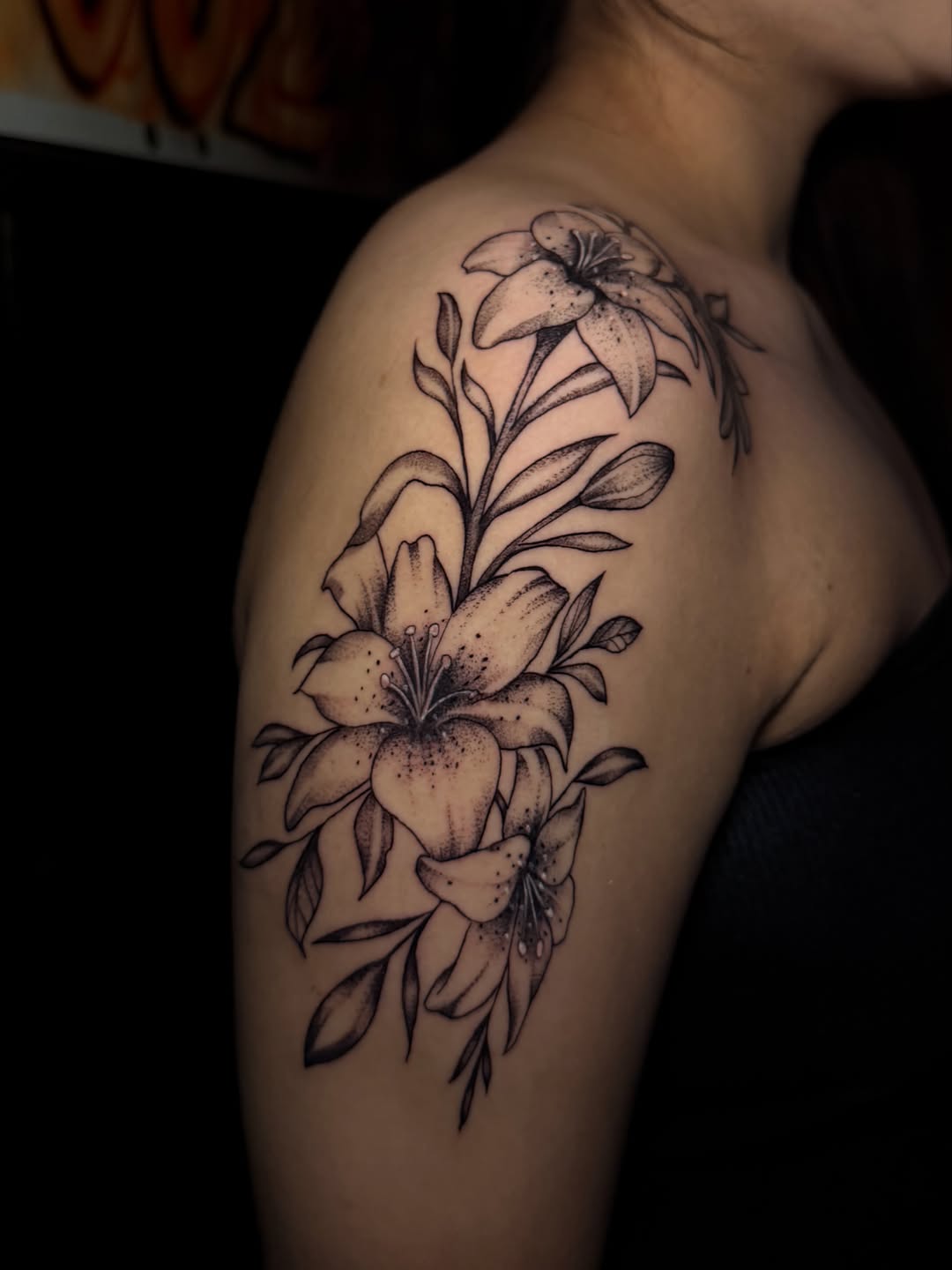 Tattoo by @rdz.ink β fine_line, black_and_grey