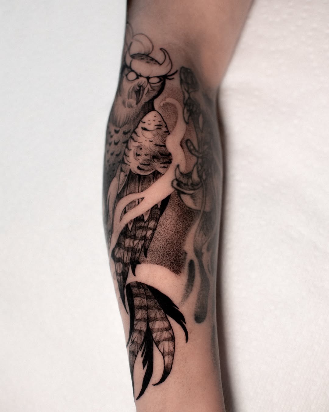 Tattoo by @monique.munoz.art — black_and_grey, illustrative
