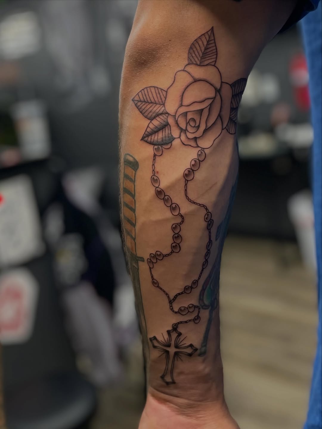 Tattoo by @bigchunguzink β black_and_grey