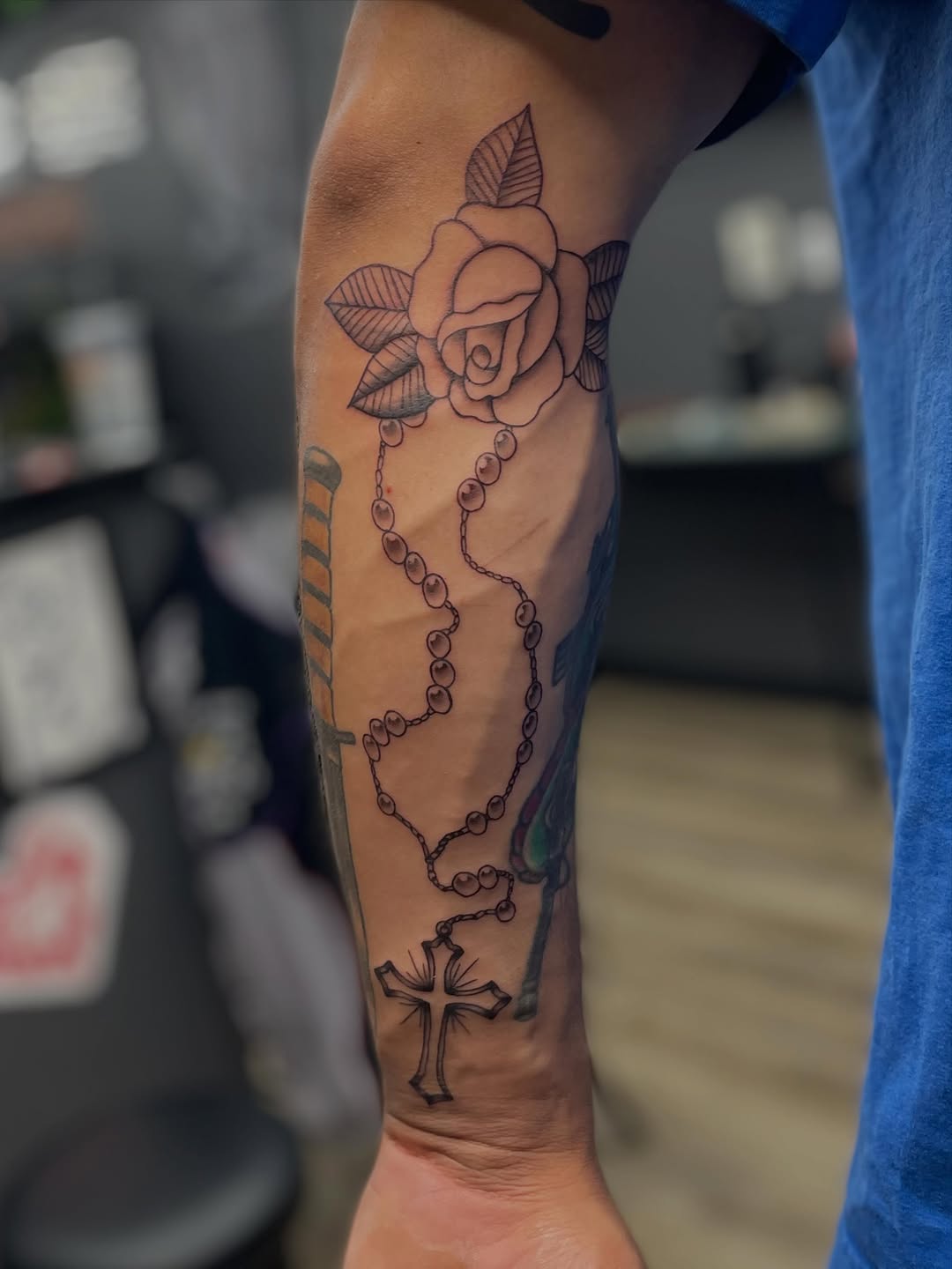Tattoo by @bigchunguzink β black_and_grey