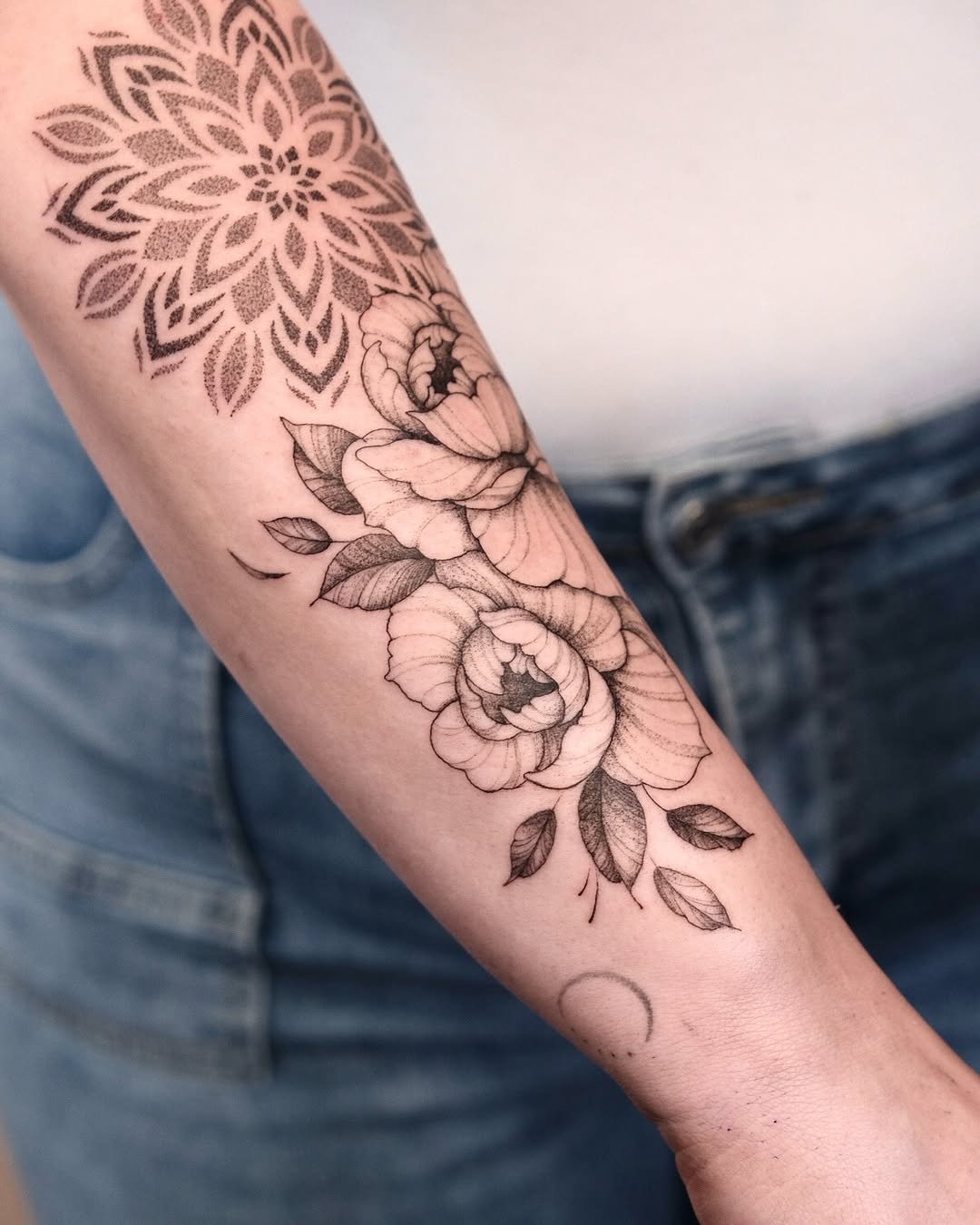Tattoo by @ariana_tattooing — dotwork