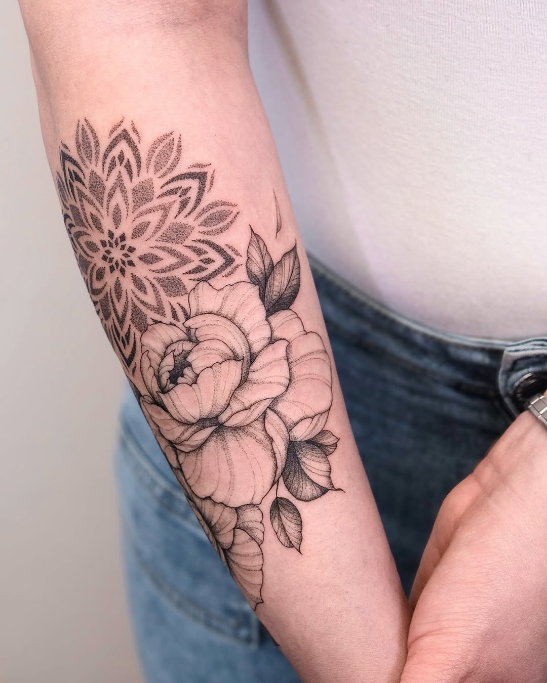Tattoo by @ariana_tattooing — dotwork