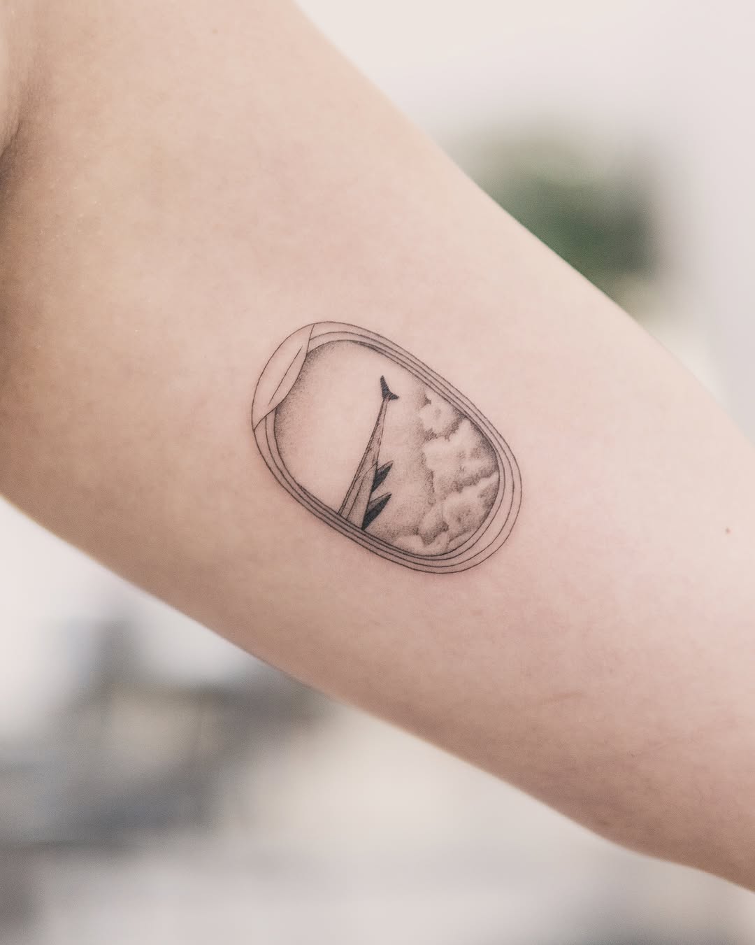 Tattoo by @joeysneedle — fine_line, illustrative