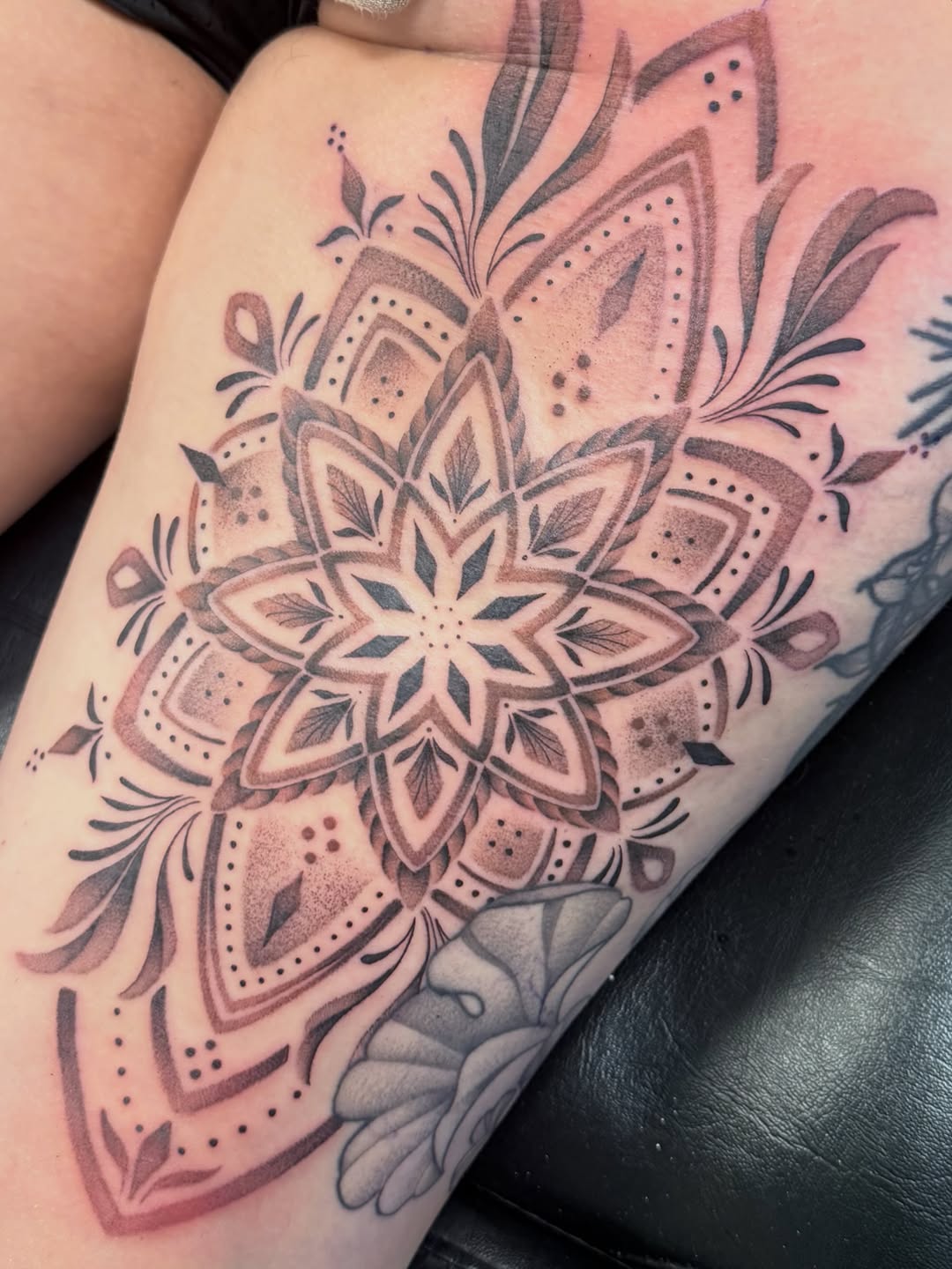 Tattoo by @crouchingtigerhiddenconnie β dotwork, ornamental