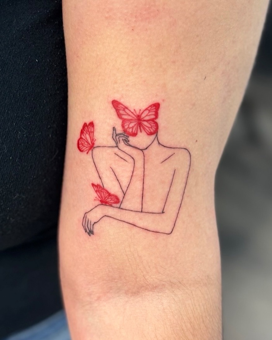 Tattoo by @d.soler_tattoo β fine_line, minimalist