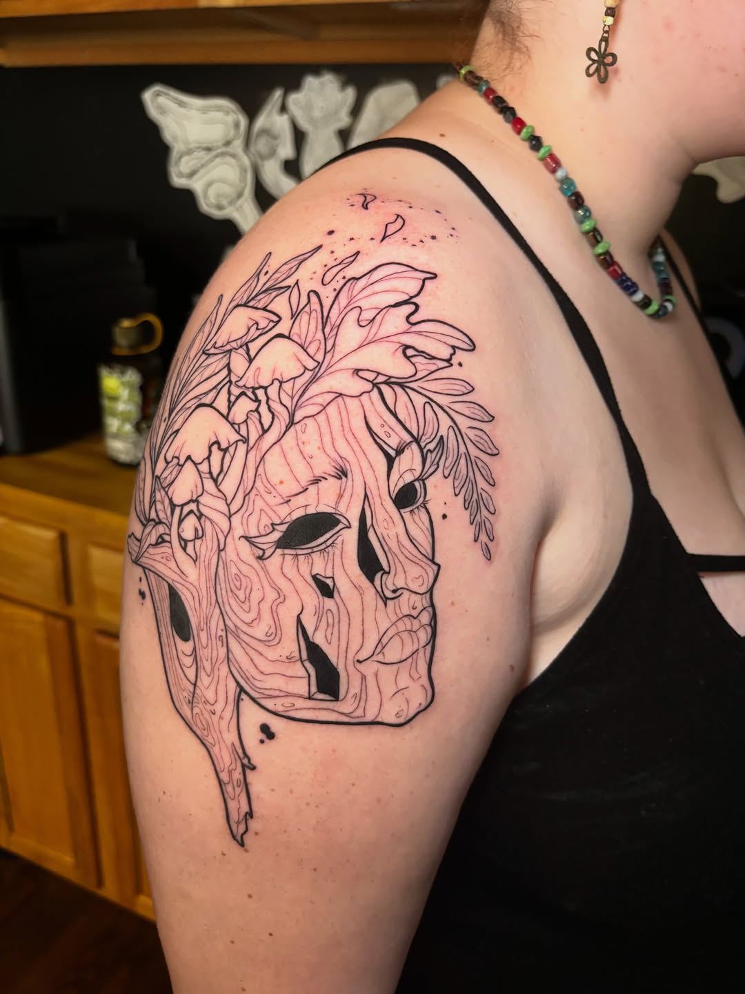 Tattoo by @snakesandseaweed β blackwork