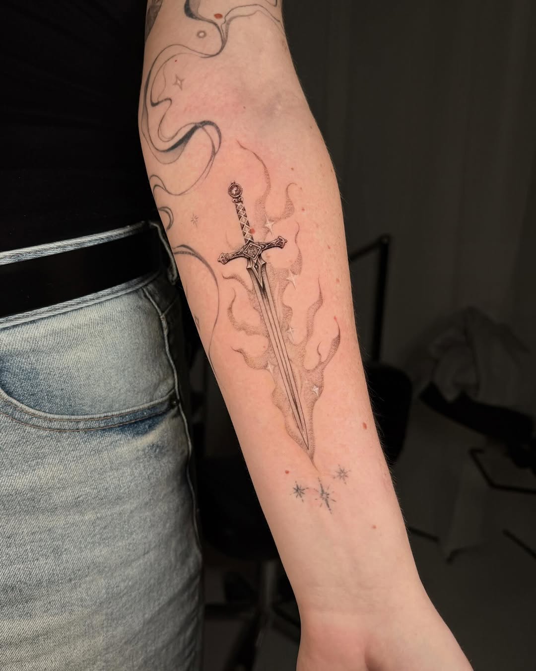 Tattoo by @titi.inink β fine_line, dotwork