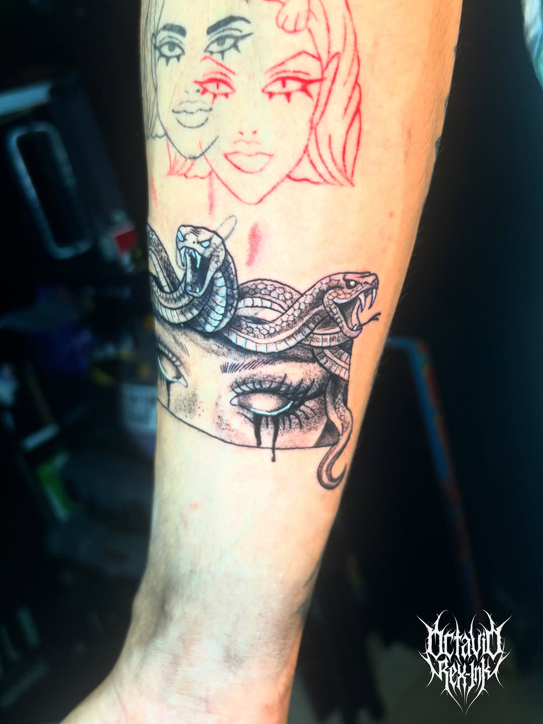 Tattoo by @octavio_rex_ink — black_and_grey, fine_line