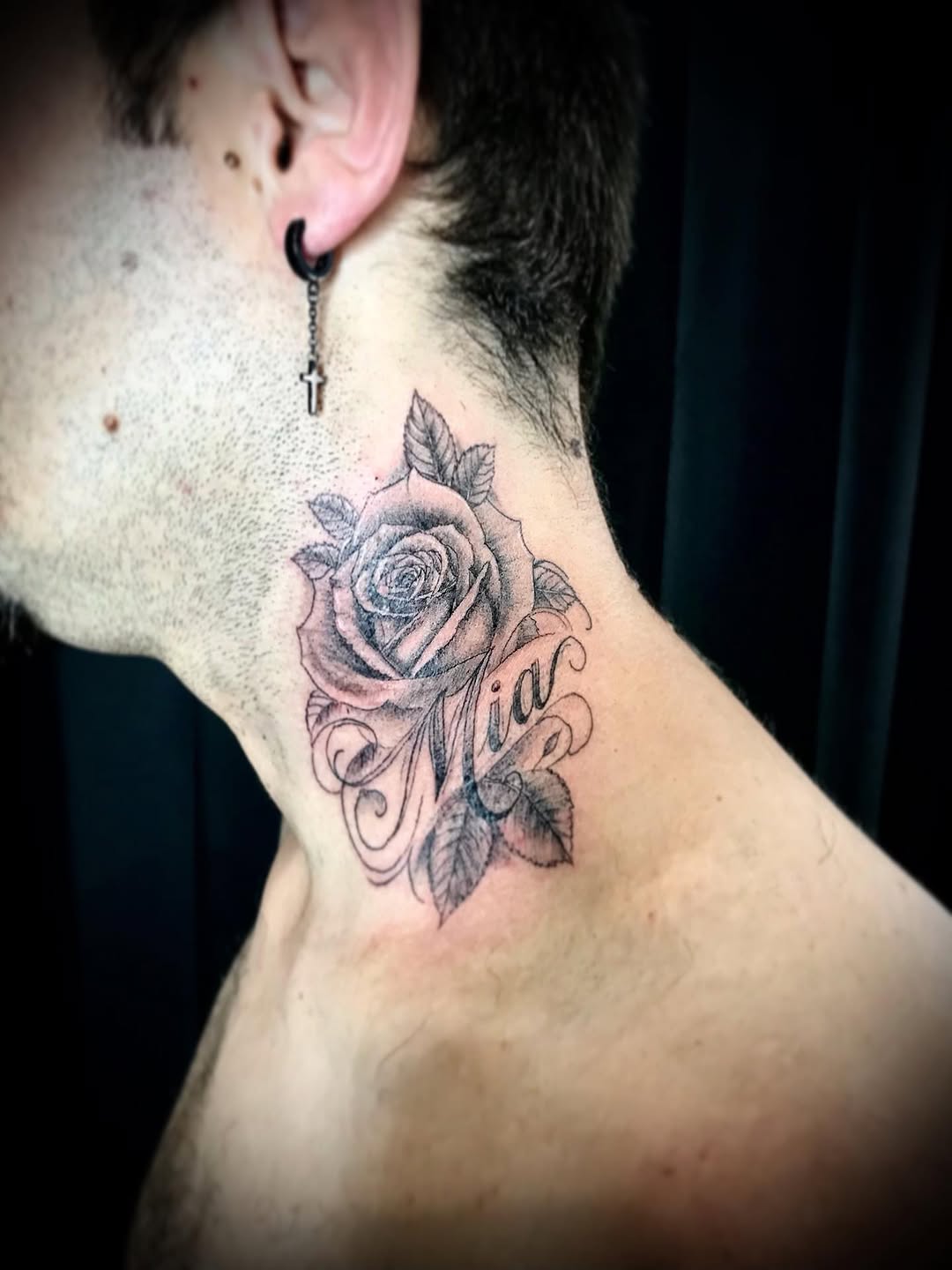 Tattoo by @mossquitotatt — black_and_grey, illustrative