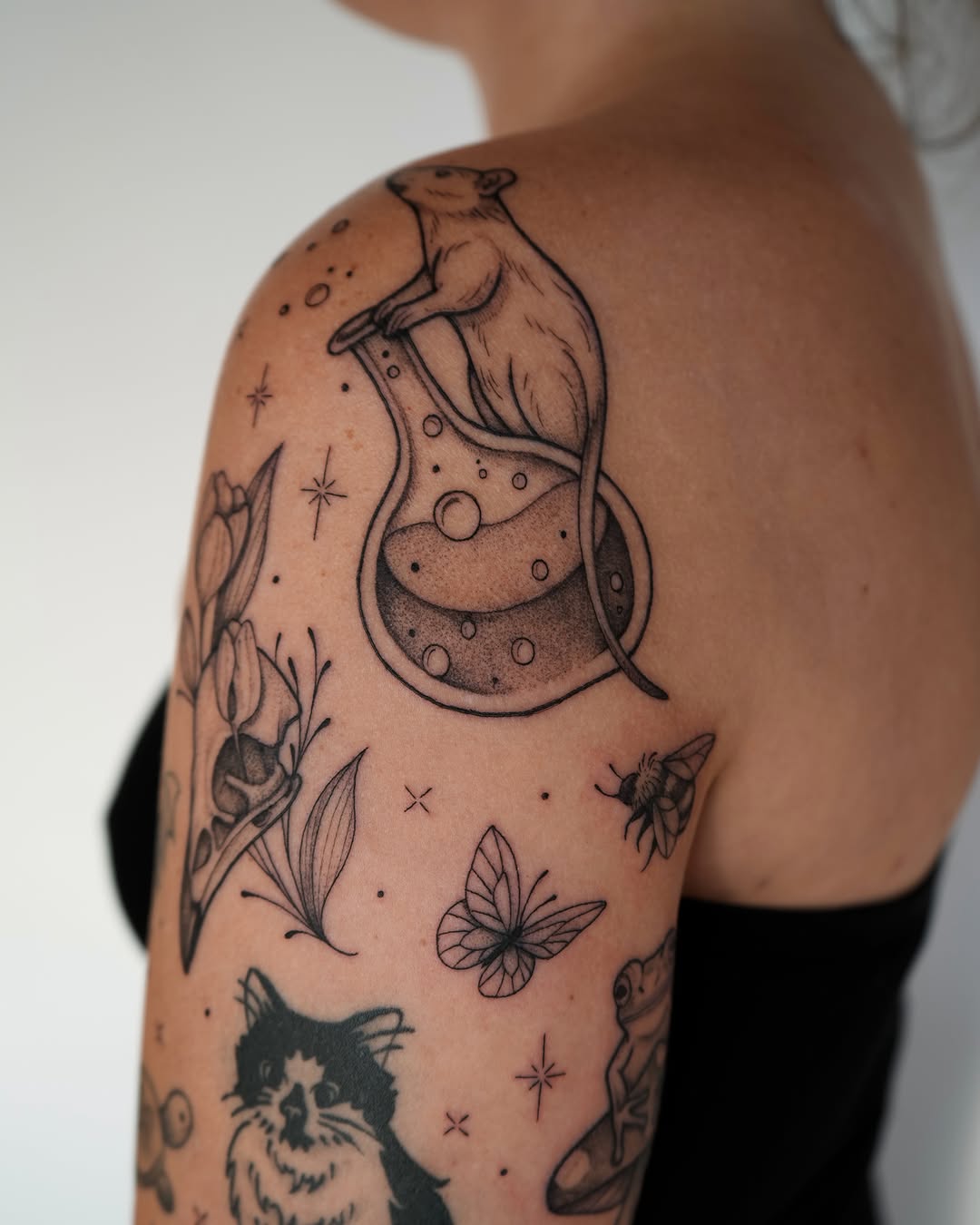 Tattoo by @mikaylasuetattoo — fine_line, illustrative