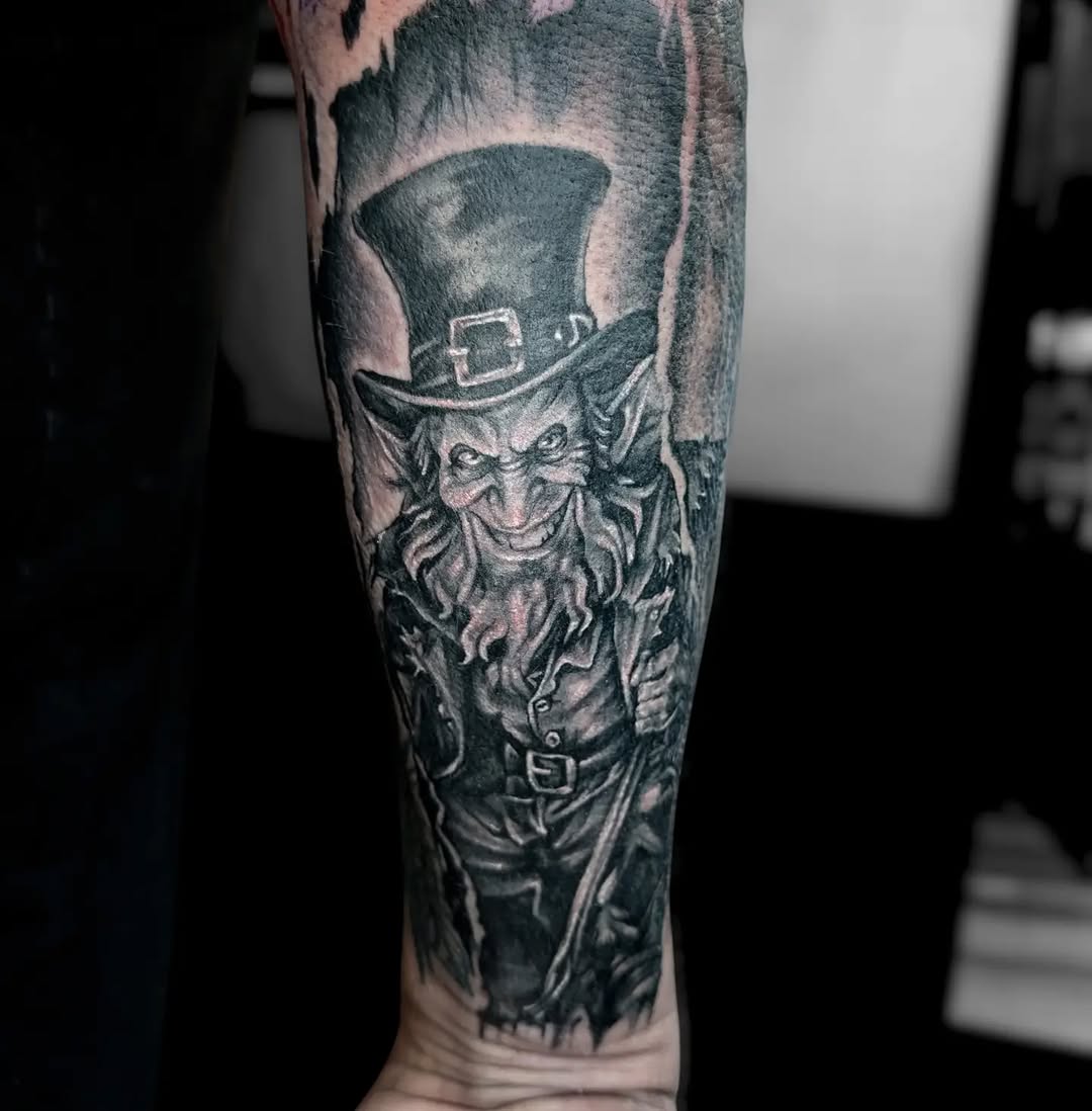 Tattoo by @saragtattoo_design — realism, dark_realism