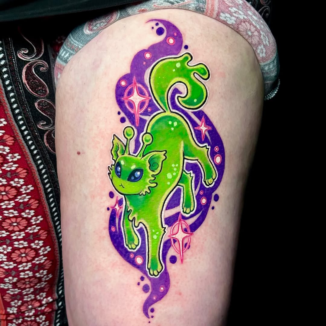 Tattoo by @emilybee_tattoos — new_school