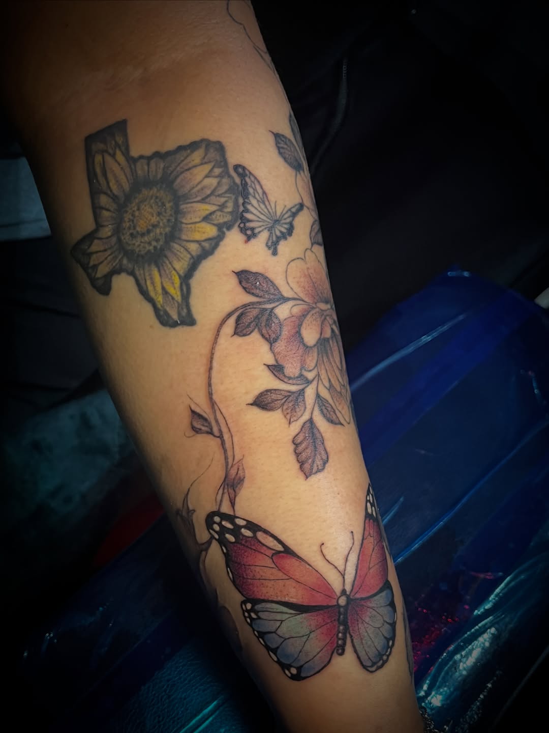 Tattoo by @dibruja โ fine_line, realism
