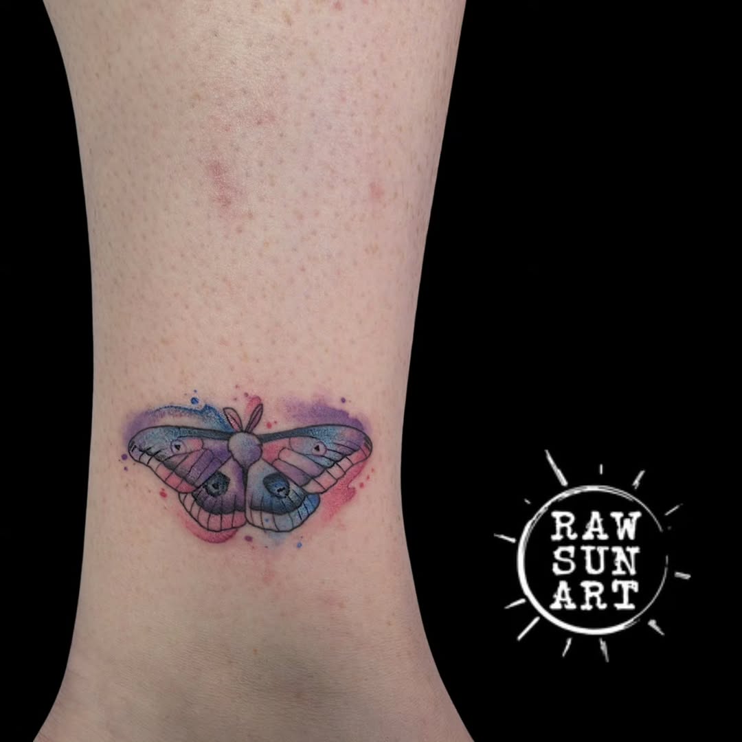 Tattoo by @raw.sun.art — watercolor