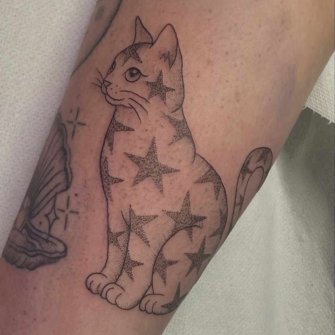 Tattoo by @meg.the.cyclopz_ — dotwork, fine_line