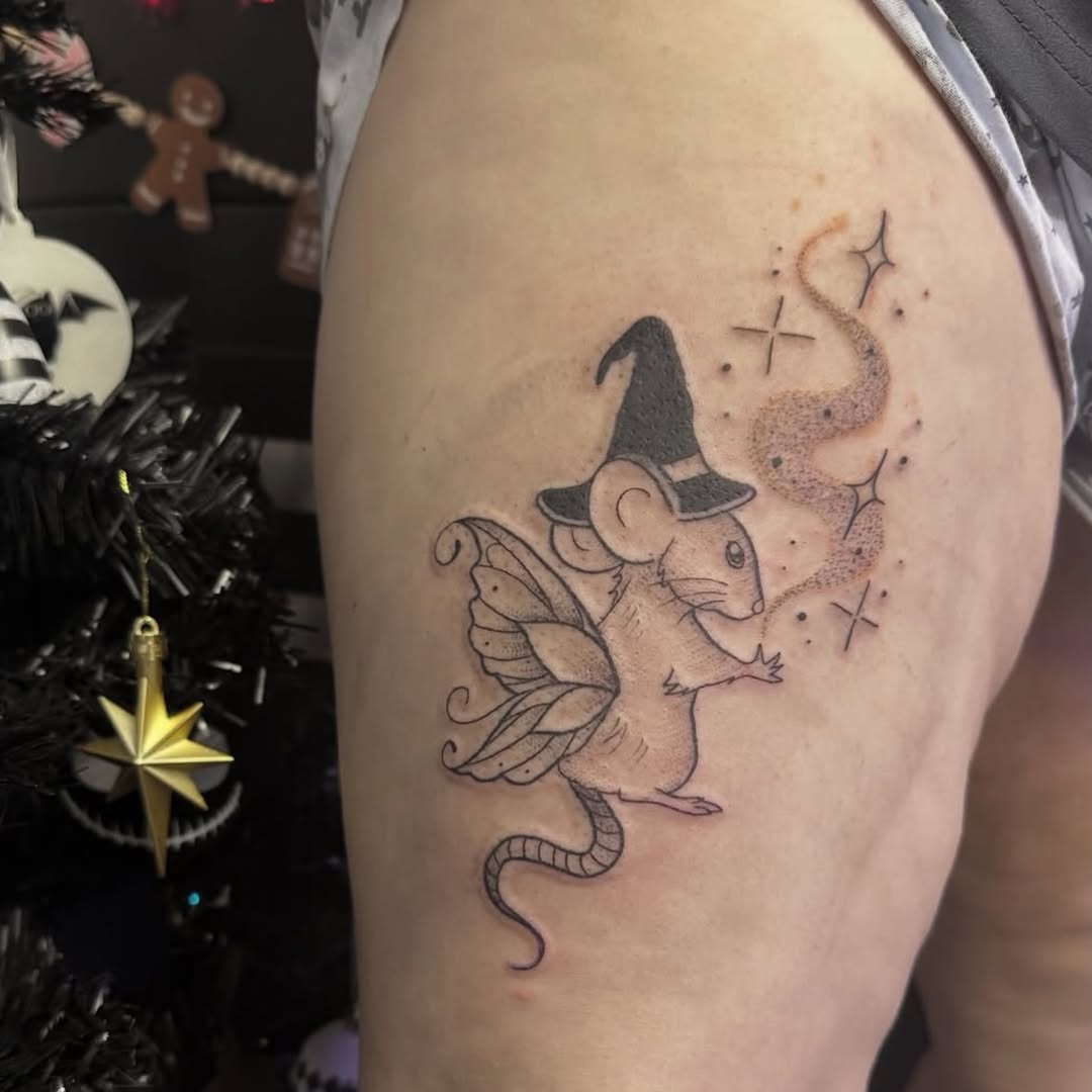 Tattoo by @meg.the.cyclopz_ — illustrative, fine_line