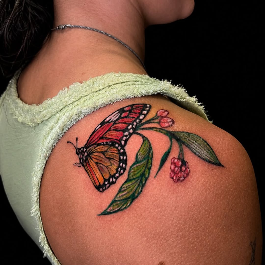 Tattoo by @liv.tats โ illustrative, realism