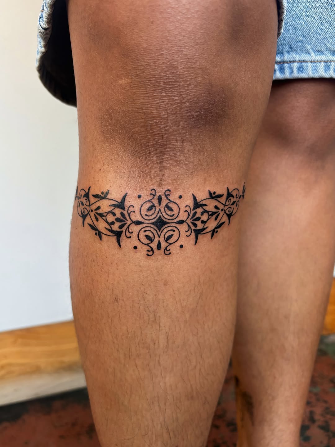 Tattoo by @abigailtattoos — ornamental, fine_line