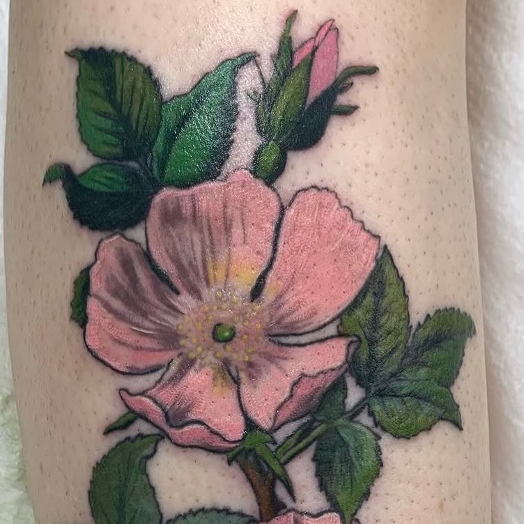Tattoo by @enda_tattoo — realism, illustrative