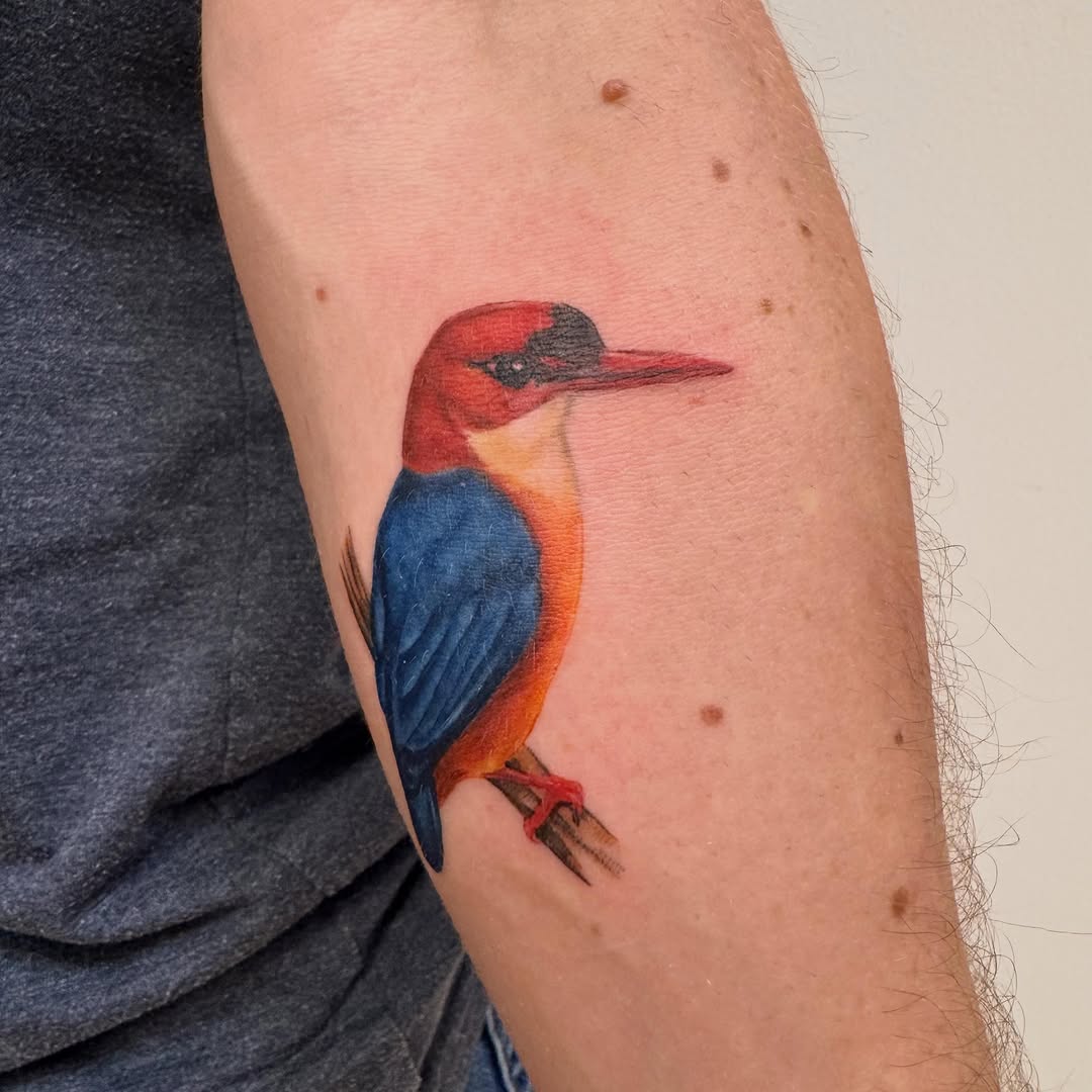 Tattoo by @enda_tattoo — realism, illustrative