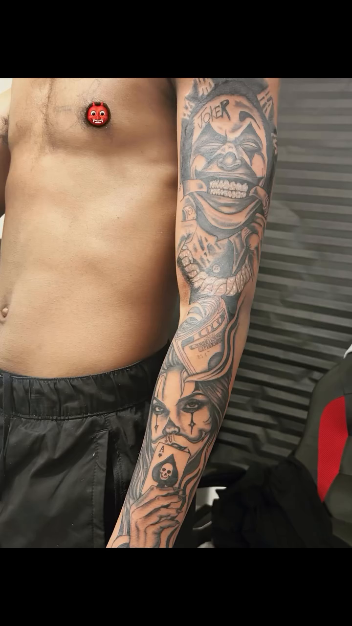 Tattoo by @delitotattoos — black_and_grey, realism