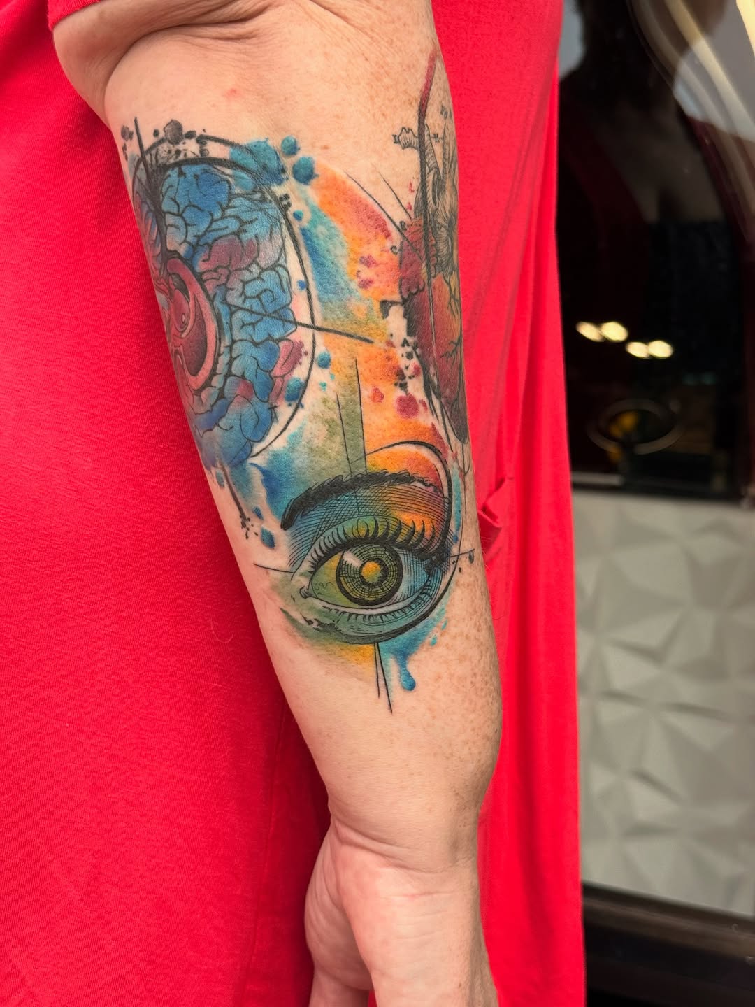 Tattoo by @trinatatuaje — watercolor, illustrative