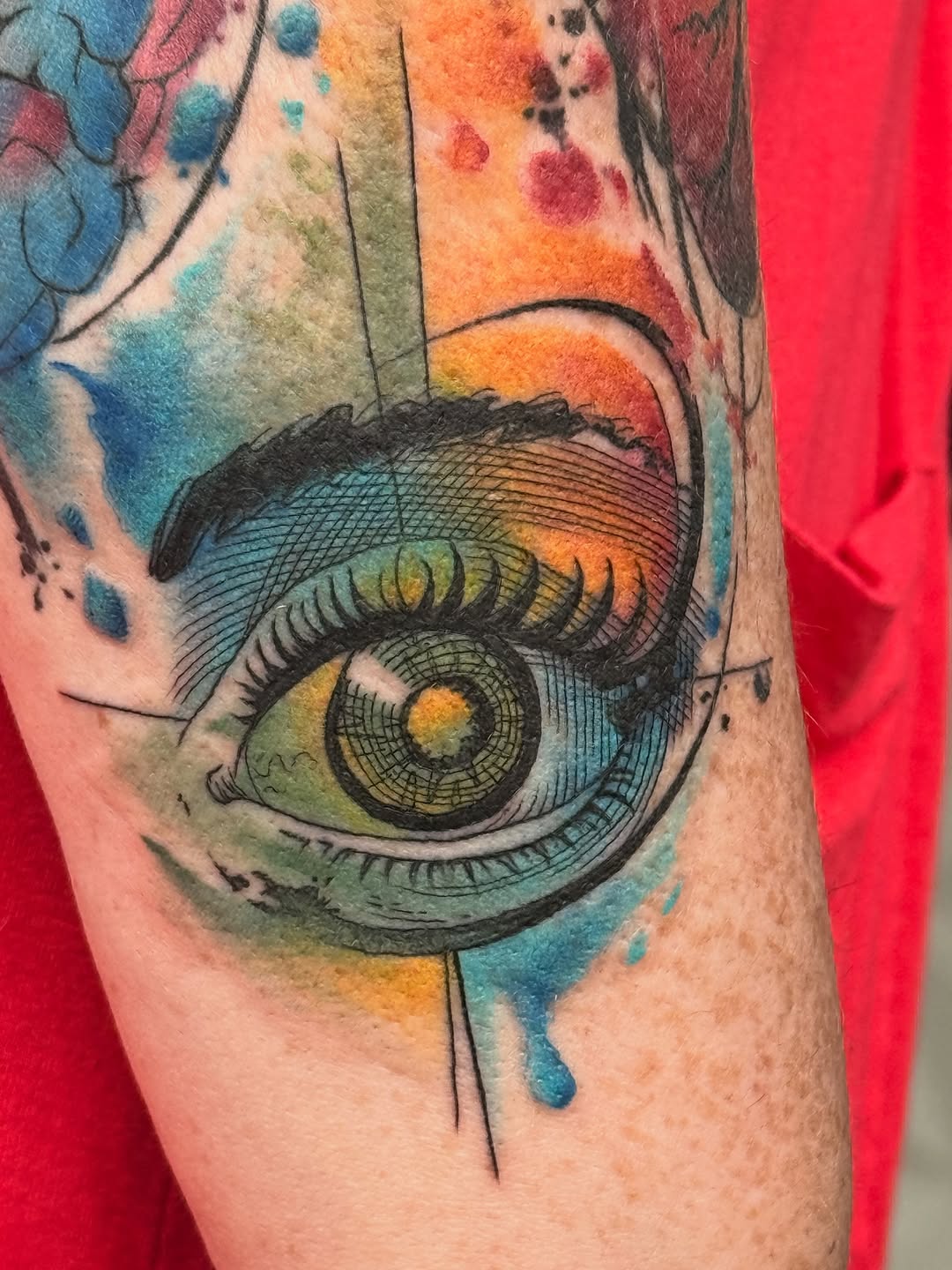 Tattoo by @trinatatuaje — watercolor, illustrative