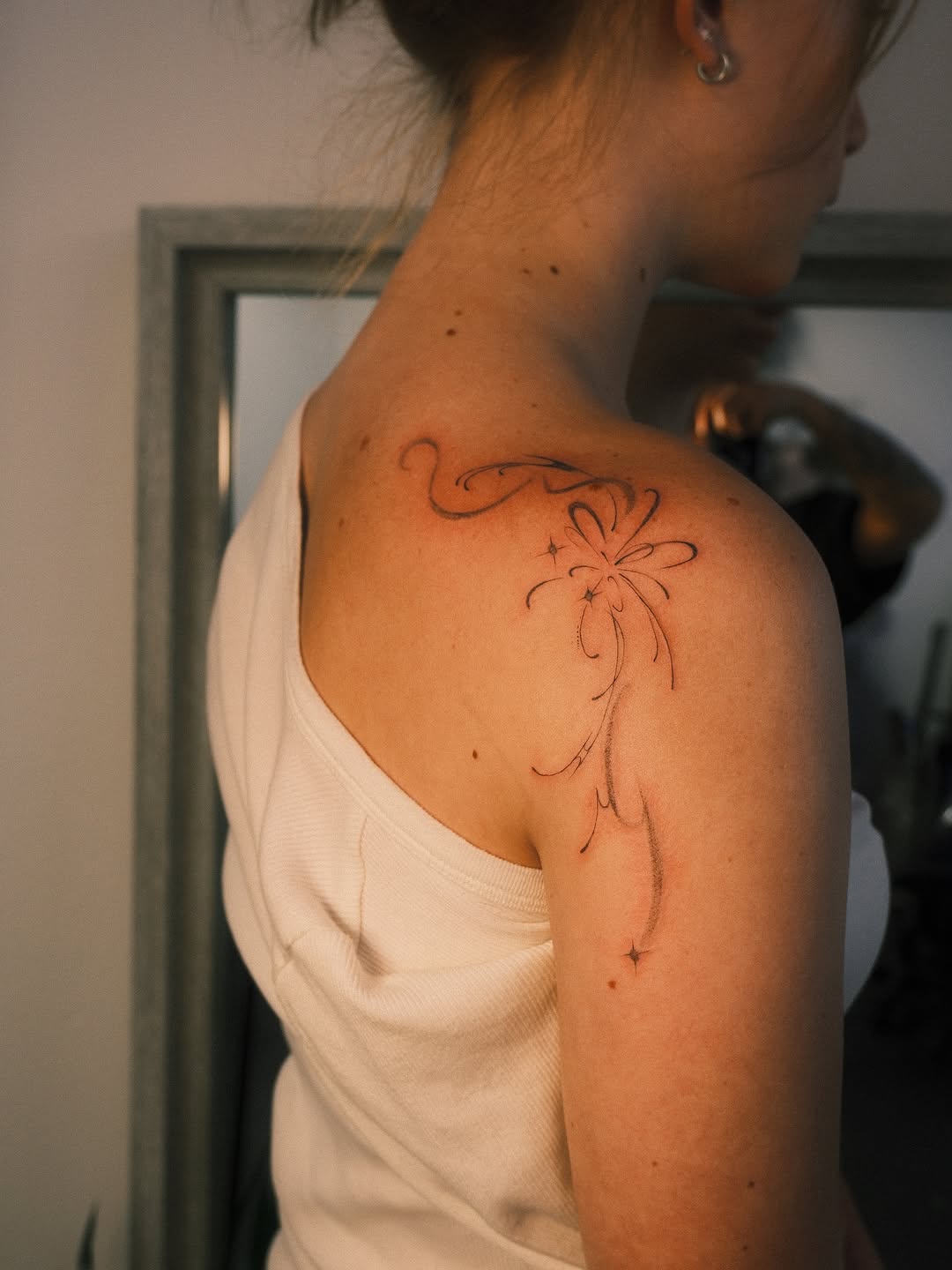 Tattoo by @inksby.thi โ fine_line, minimalist
