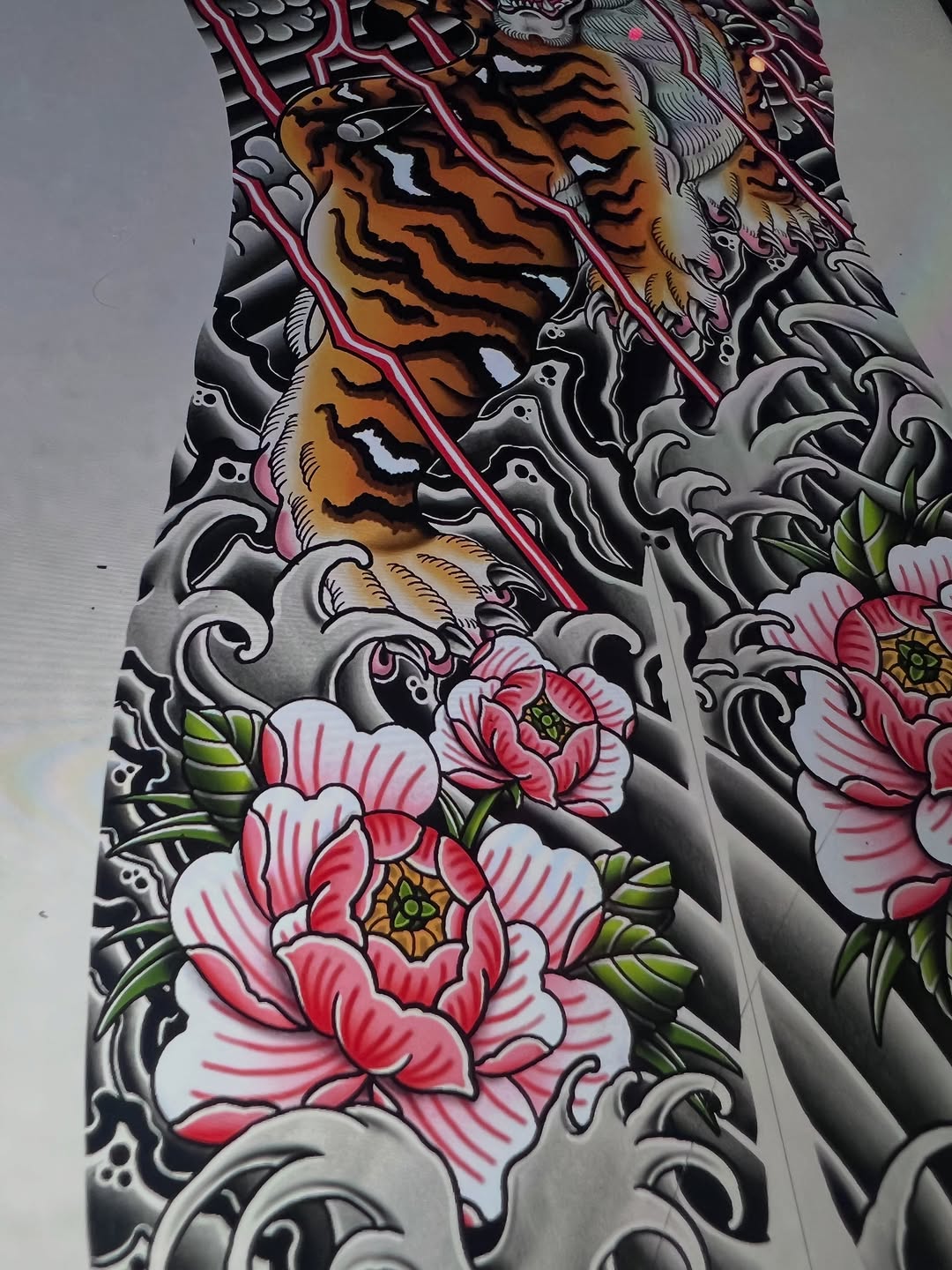 Tattoo by @yur.da.sells.blackwork — japanese_irezumi, illustrative